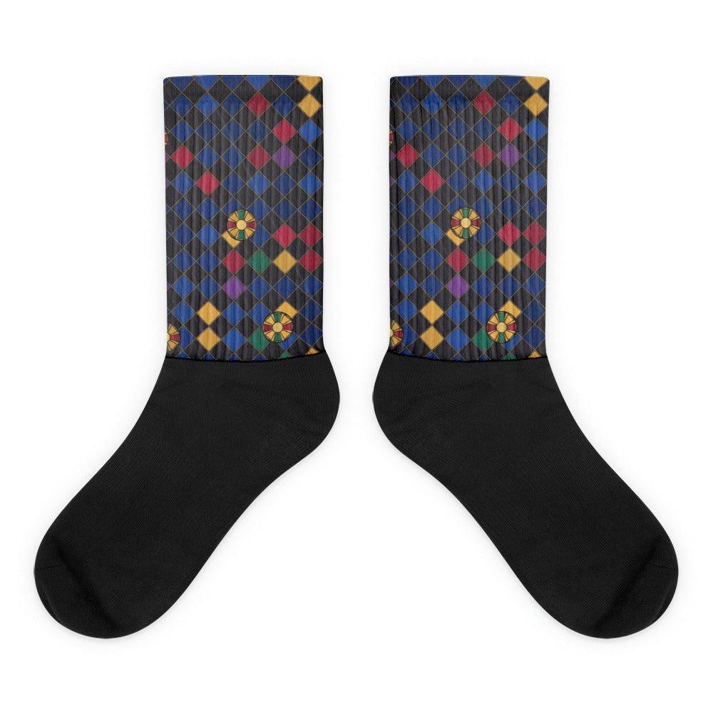 Calcetines con celosía de vidriera en tonos joya — vista plana