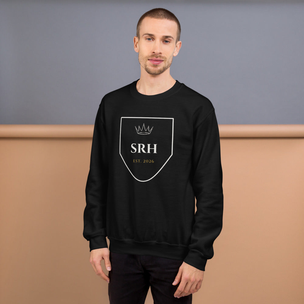 Sudadera Crest SRH — Negro — llevado por modelo