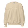 Sudadera Wide Lockup arena, vista frontal, lockup horizontal en pecho