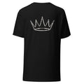 Camiseta negra Street Royalty con corona y arco de texto estampados en la espalda — vista trasera
