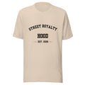 Camiseta crema Street Royalty Hood con arco college en tinta negra, vista frontal